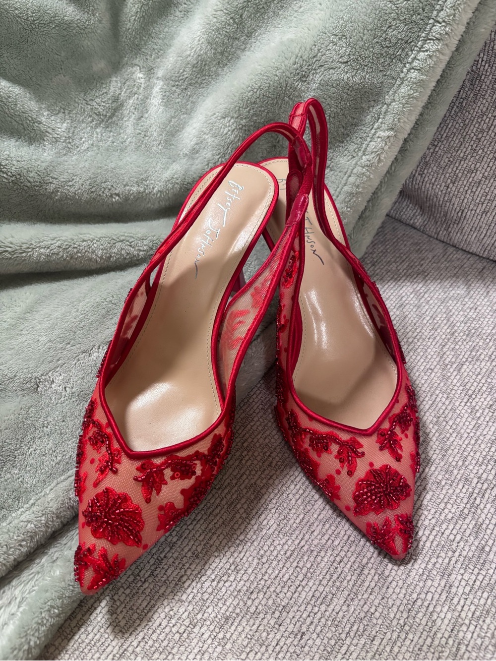 ✨Nikki Red Betsey Johnson Heels Size 8.5 - Picture 3 of 12